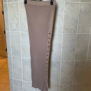 Naked wardrobe size med nude high slit skirt
